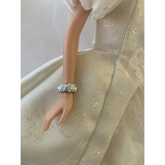 RARE Enchanted Giselle Amy Adams doll Fairytale Wedding Barbie Disney - Picture 10 of 10